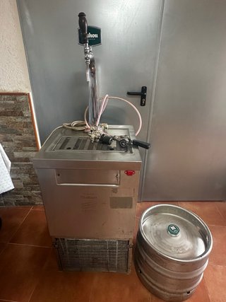 Grifo Cerveza Mahou con Barril