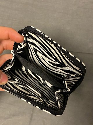 Cartera estampado cebra Pull&Bear