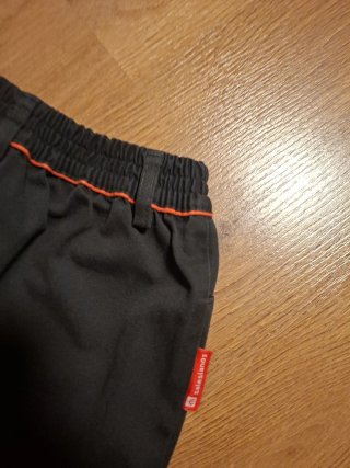 Pantalón corto vestir talla 4 uniforme salesianos