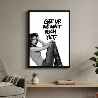 Poster Adriana Lima con cornice