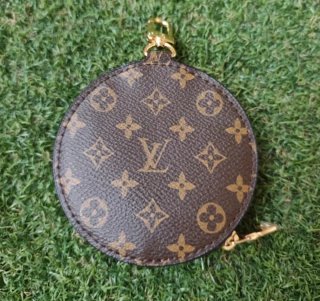 Monedero Redondo Estilo Monogram LV / Colgante