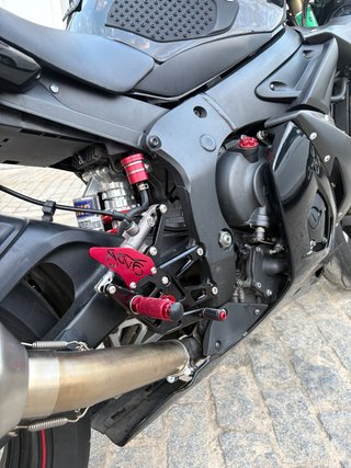 Yamaha R6 Negra