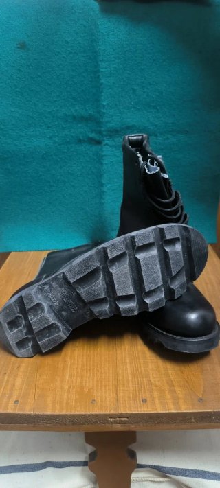 Botas militares negras