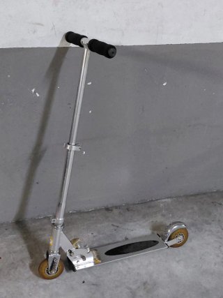 Patinete plegable de aluminio