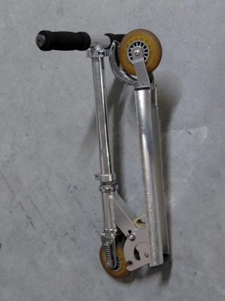 Patinete plegable de aluminio