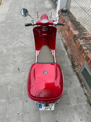 Colibri 125cc Roja con Baúl