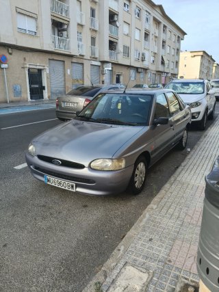 Ford Escort 1998