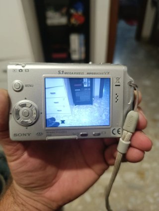 Sony Cyber-shot DSC-T7 Cámara Digital