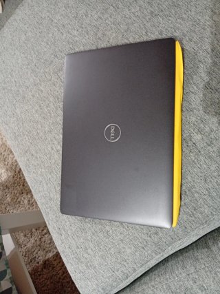 Portátil Dell i5 8ª Gen 8GB RAM 256GB SSD