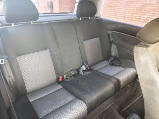 Volkswagen Golf 2004