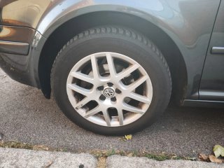 Volkswagen Golf 2004