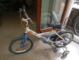 3 Bicicletas Viejas para Reparar