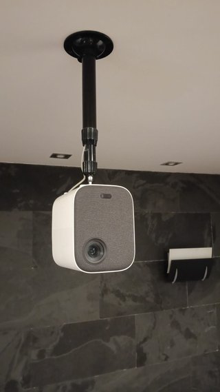 Proyector, soporte y pantalla 84 pulgadas