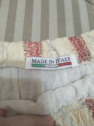 Falda corta encaje de Made in Italy, talla S/M