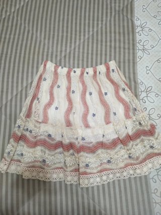 Falda corta encaje de Made in Italy, talla S/M