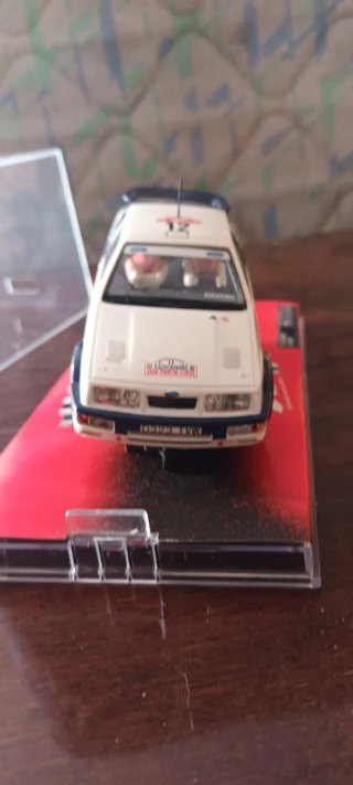 Scalextric Ford Sierra RS Cosworth SCX