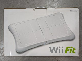 Nintendo Wii, Wii Sports, tabla Wii Fit y juegos