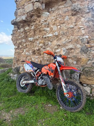 KTM 200 EXC 2T Enduro Moto