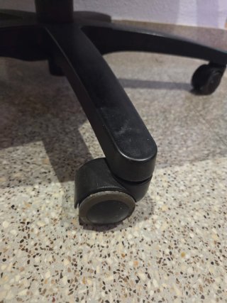 Silla de oficina azul para escritorio