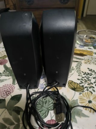 Altavoces Logitech Negros