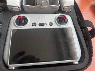 Dron DJI Mini 3 con accesorios