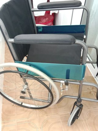 Silla de la rueda Mobiclinik