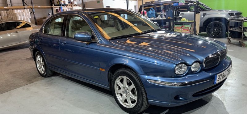 Jaguar X-Type 2002 - foto 1