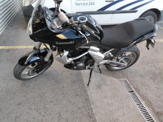 Kawasaki Versys Negra