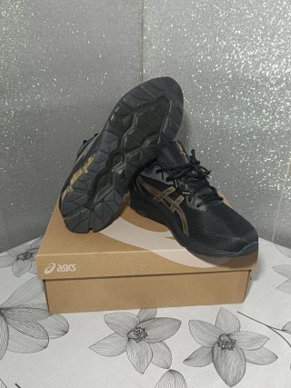 Zapatillas Asics Gel Quantum 90 Negro Dorado