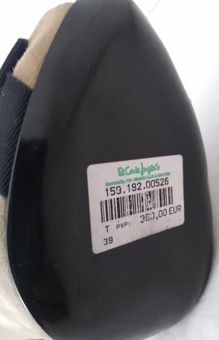 Talla 39. Zapatos de Lujo con tacón. Firma VICINI