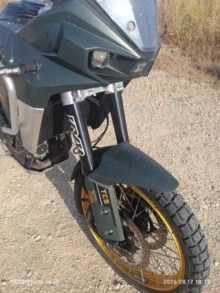 Kove 800X Pro Adventure Moto Verde/Dorada
