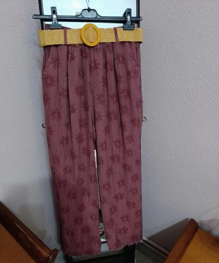 Pantalón ancho estampado floral