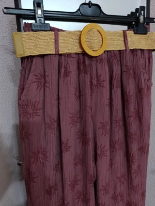 Pantalón ancho estampado floral