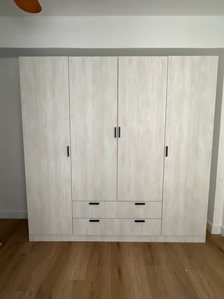 Armario de 4 Puertas Nuevo  en 3 COLORES 200X200cm
