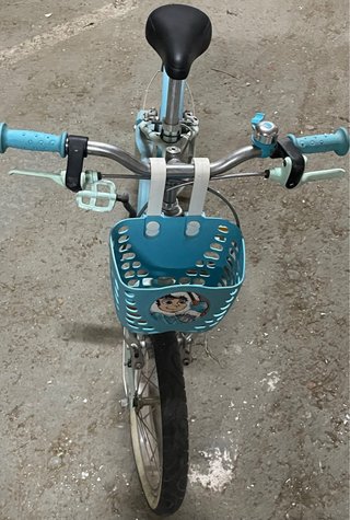 Bicicleta infantil azul B'TWIN