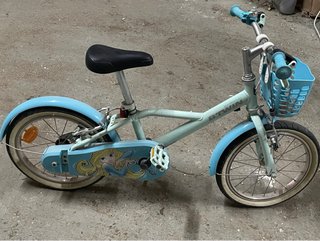 Bicicleta infantil azul B'TWIN