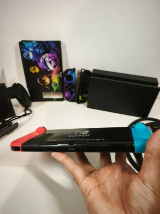 Nintendo Switch V2