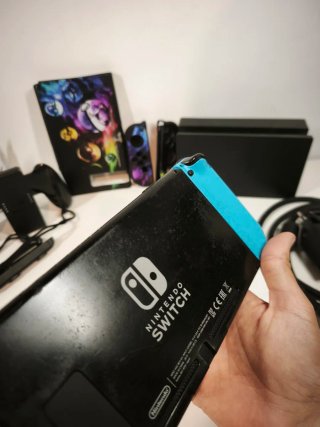 Nintendo Switch V2