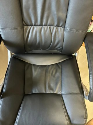 Sillón de oficina negro