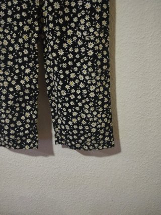 Pantalón H&M estampado floral