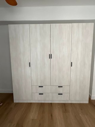 Armario de 4 Puertas Nuevo  en 3 COLORES 200X200cm