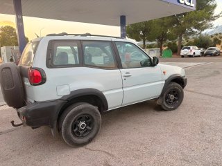 Nissan Terrano 1998