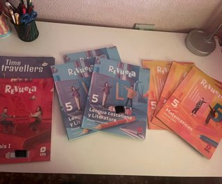 Libros 5to de primaria revuela