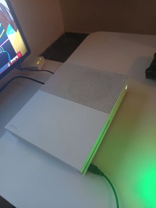 Xbox One S Blanca