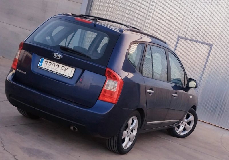 KIA Carens 2007 - foto 1
