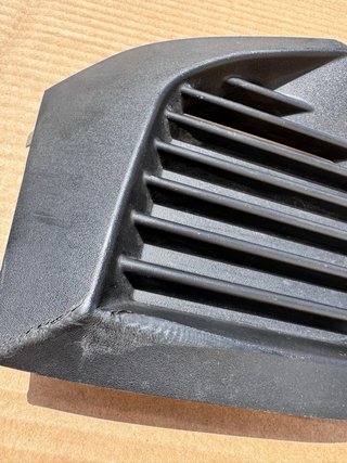 Rejilla Paragolpes Delantera Izquierda Peugeot 200