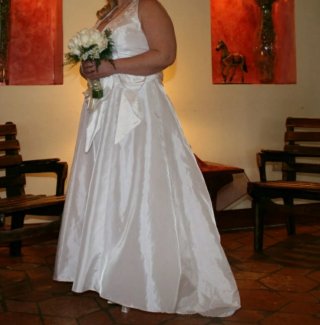 Vestido de Novia Blanco muy elegante y bonito
