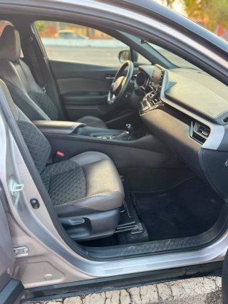Toyota C-HR 2021
