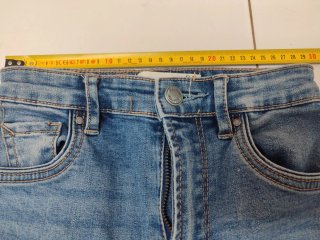 Pantalón vaquero Stradivarius T.32
