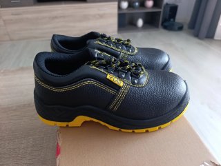 Botas de seguridad S3 VIAT negras y amarillas
